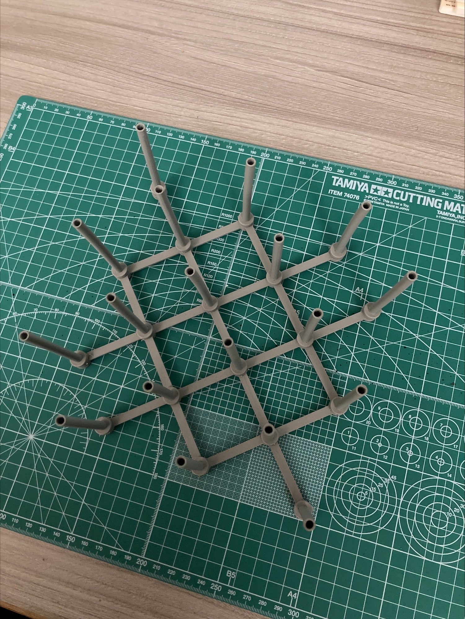Flexible Paint Station stand base - A4 - 18 clips