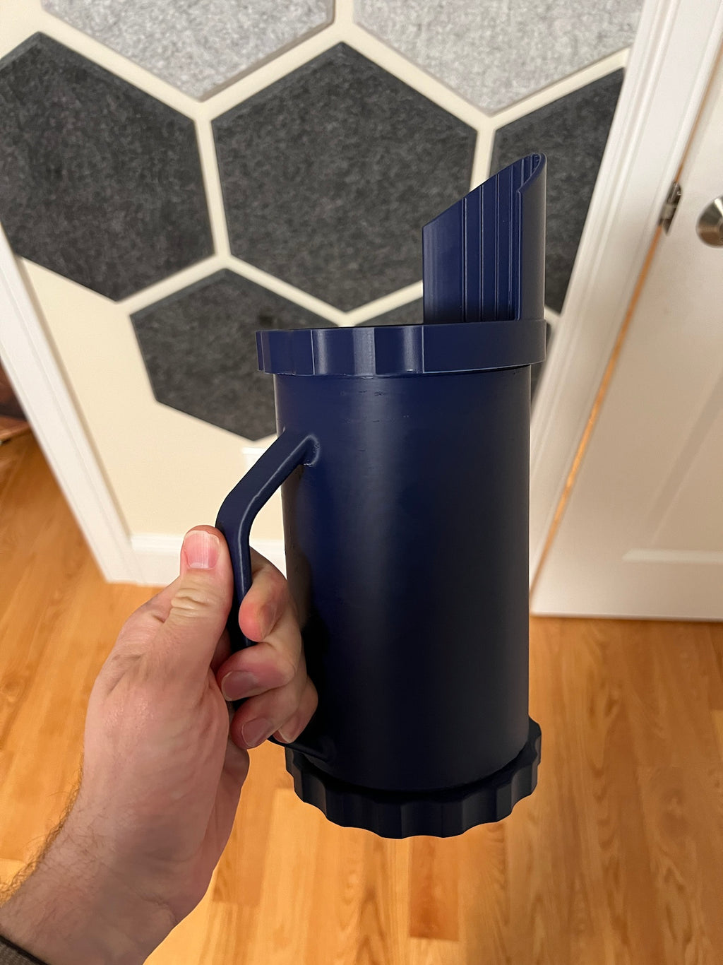 Scoop, Shake, and Store: A Versatile 3D Printed Ice Melt Shaker