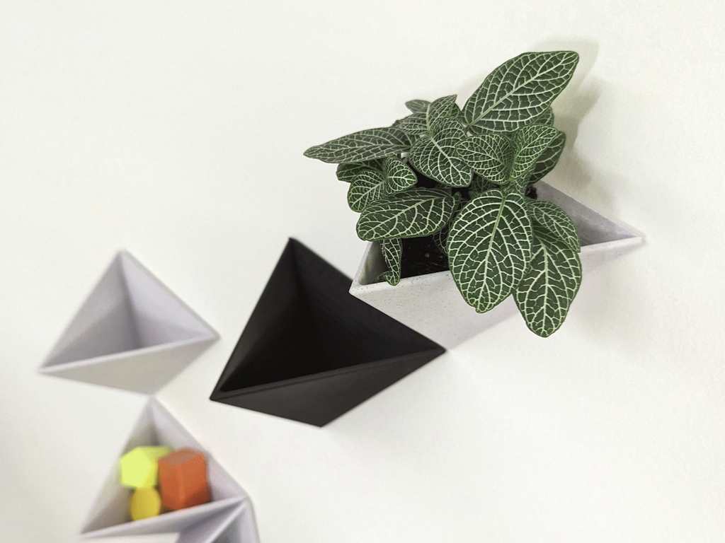 Tetrahedron Planter Pot