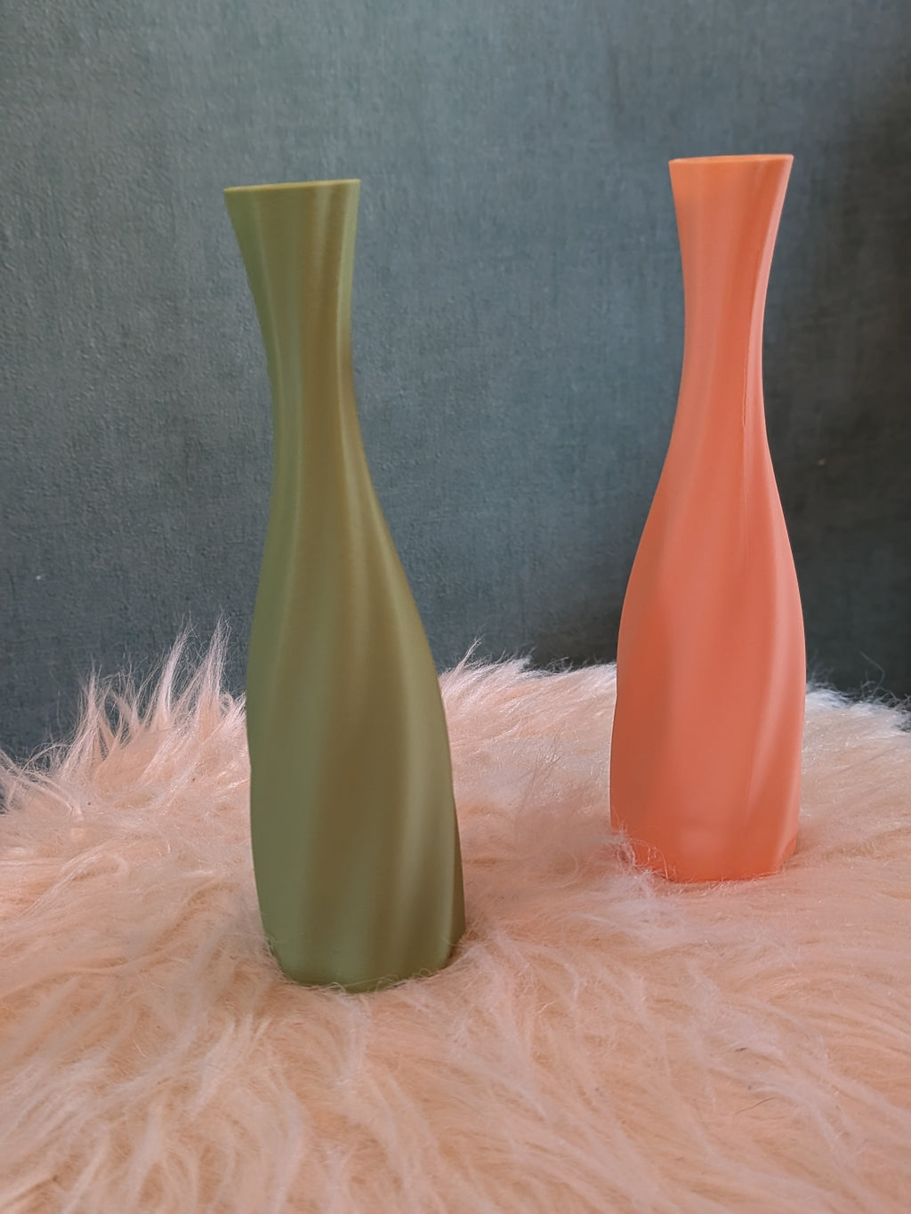 Elegante, kleine Vase für eine Blume kommerziell