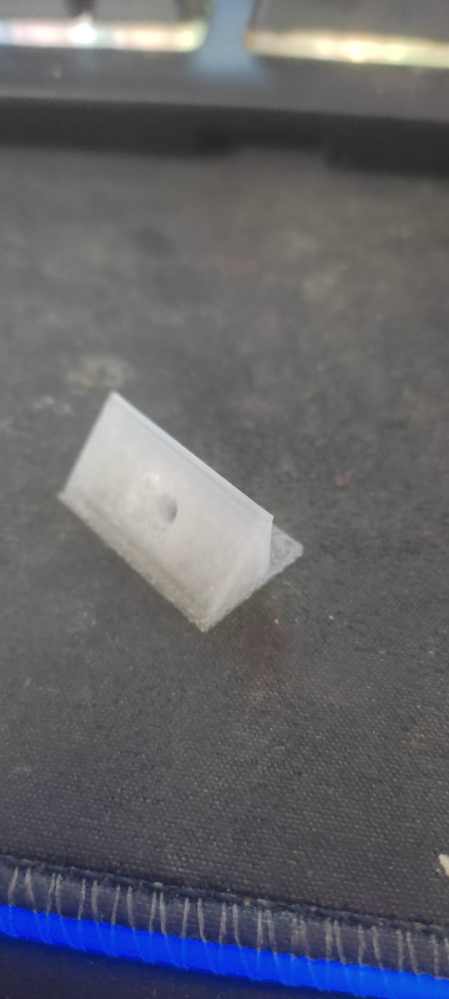 Drawer wedge