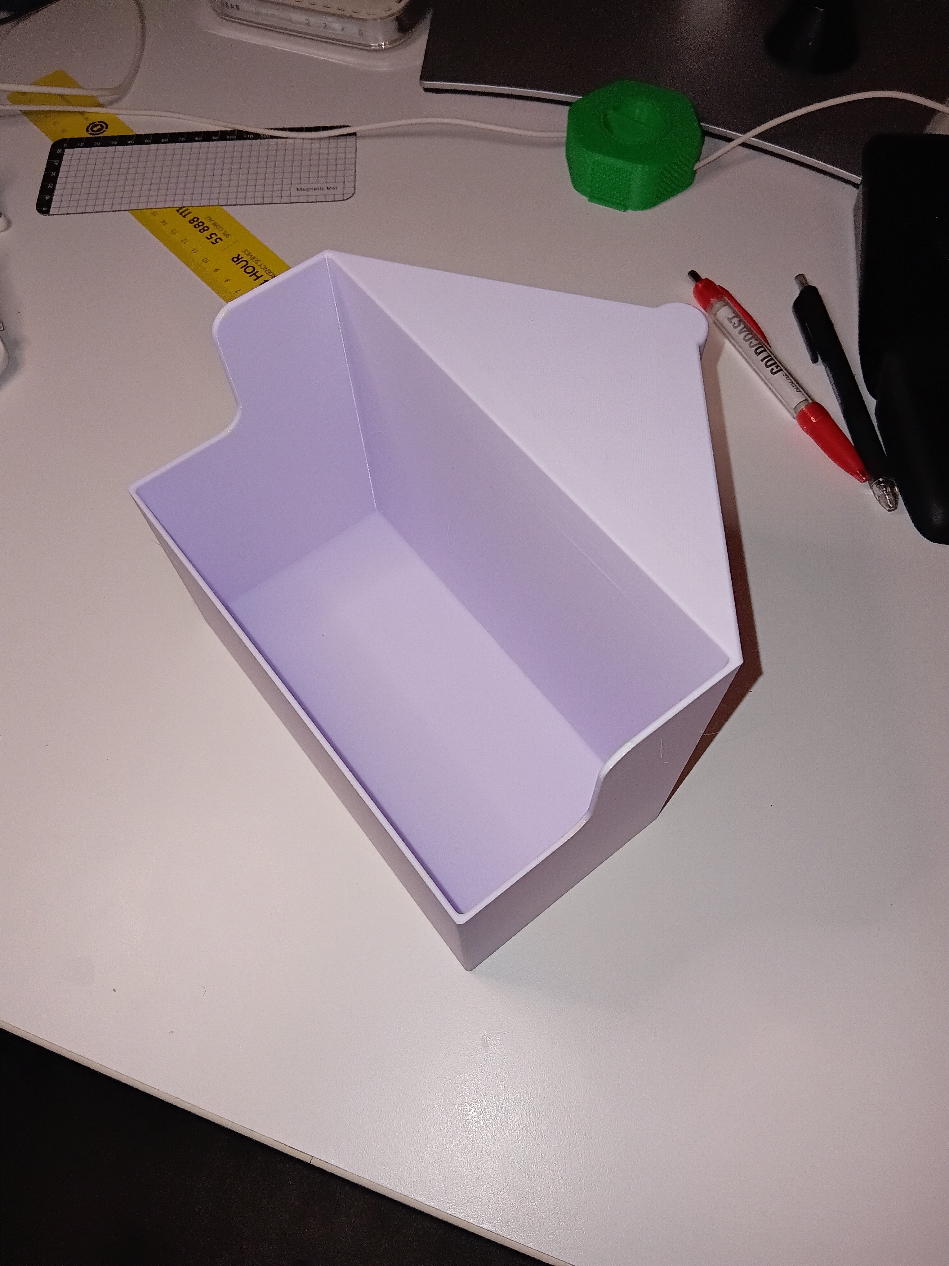 Kitchen scraps collector