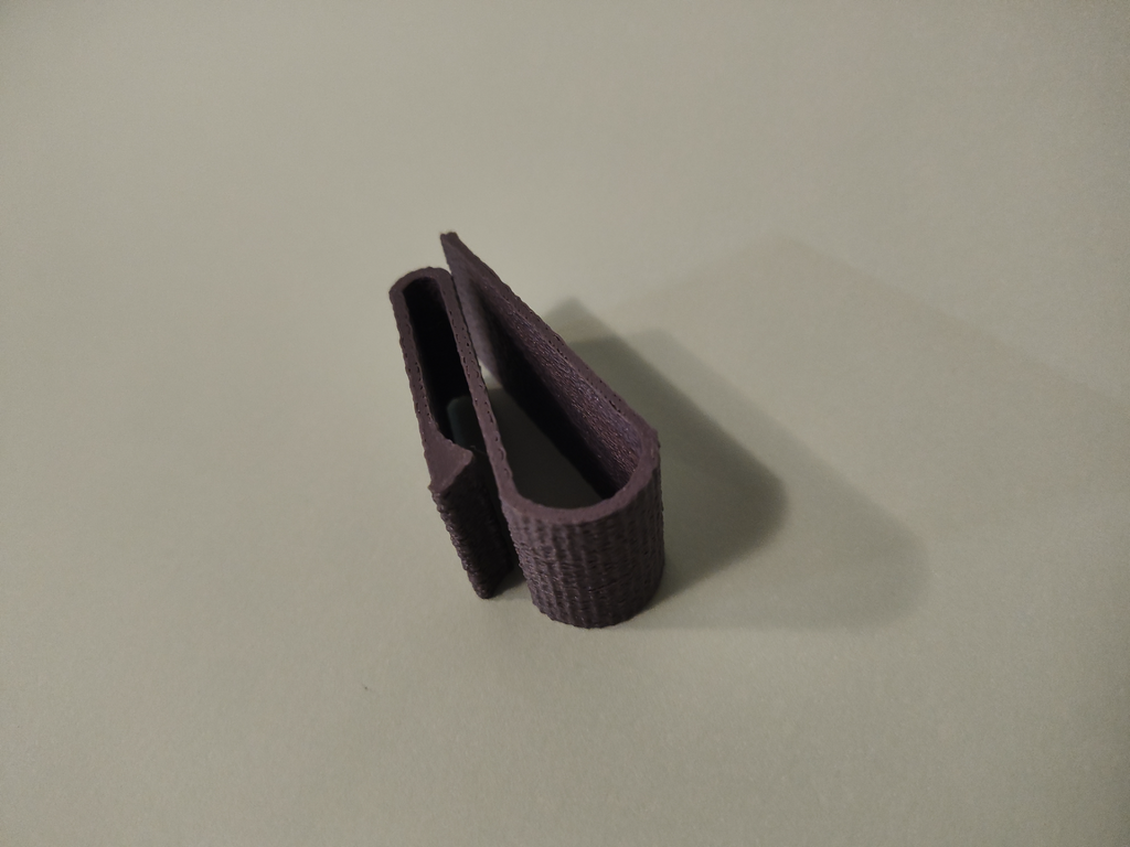 Fuzzy glasses clip