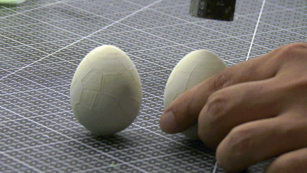 breakable Easter egg with cracks