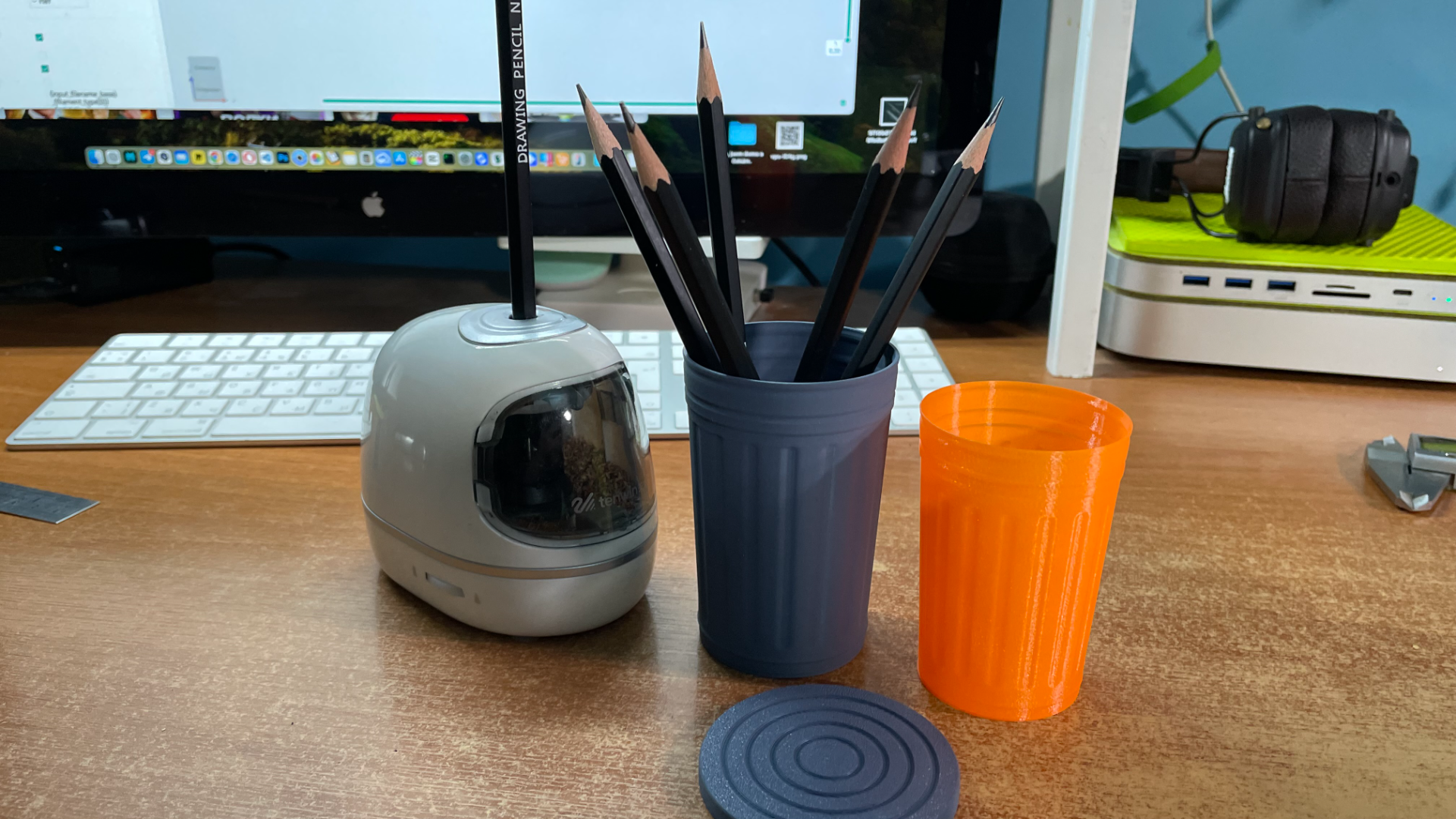 Mini Trash Can for Pencils