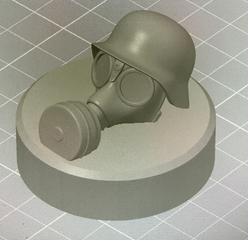 Flaschendeckel mit <sthlhelm und gasmaske