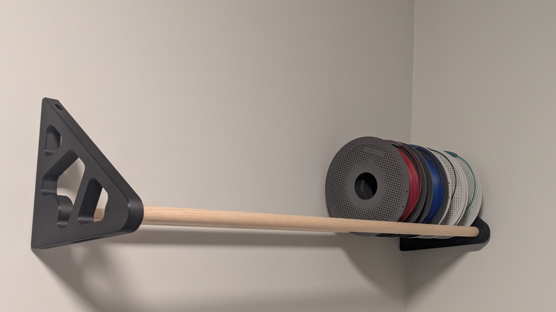 Filament Rack with Wooden Dowels