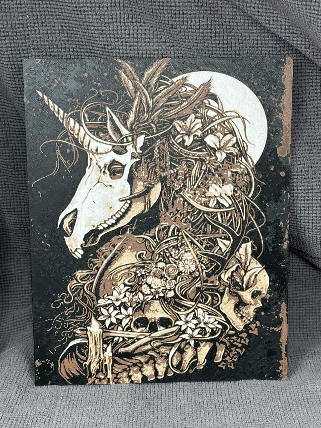 Unicorn Zombie with Skulls (hueforge)
