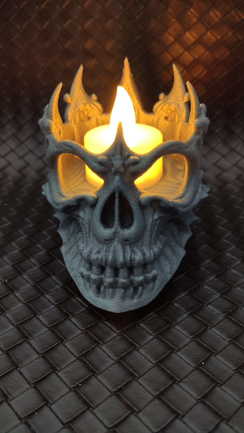 Lich King's skull - LED Tea light Holder