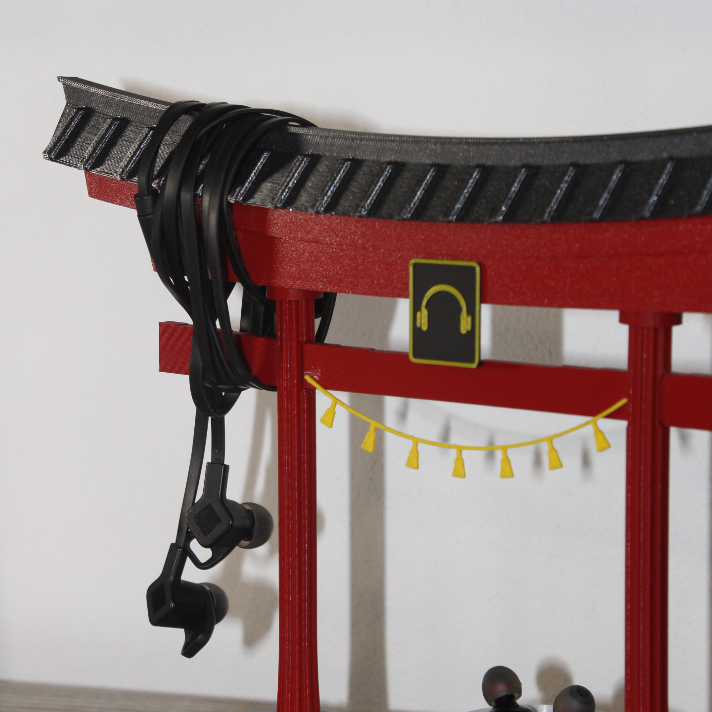 Headphones / earphones holder - Torii gate