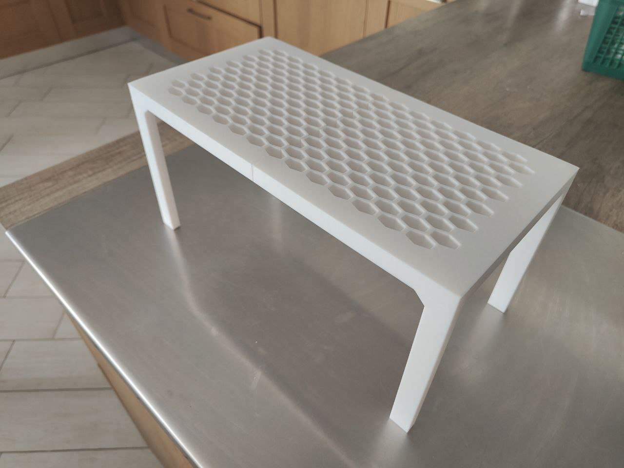 Ripiano cucina tazze e bicchieri