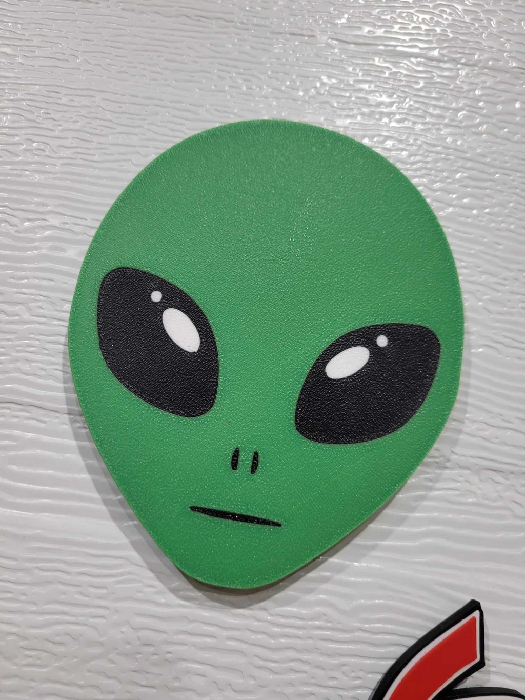 Adorable Alien Head Decal/Magnet and Keychain
