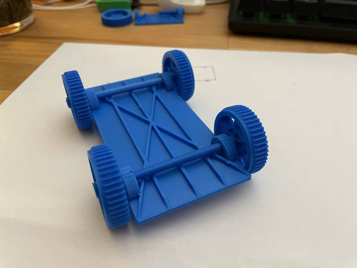 Balloon car / little car for experiments