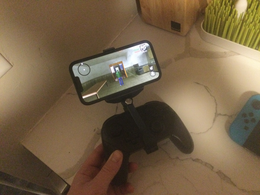 Nintendo Pro Controller Holder for Phone & Switch