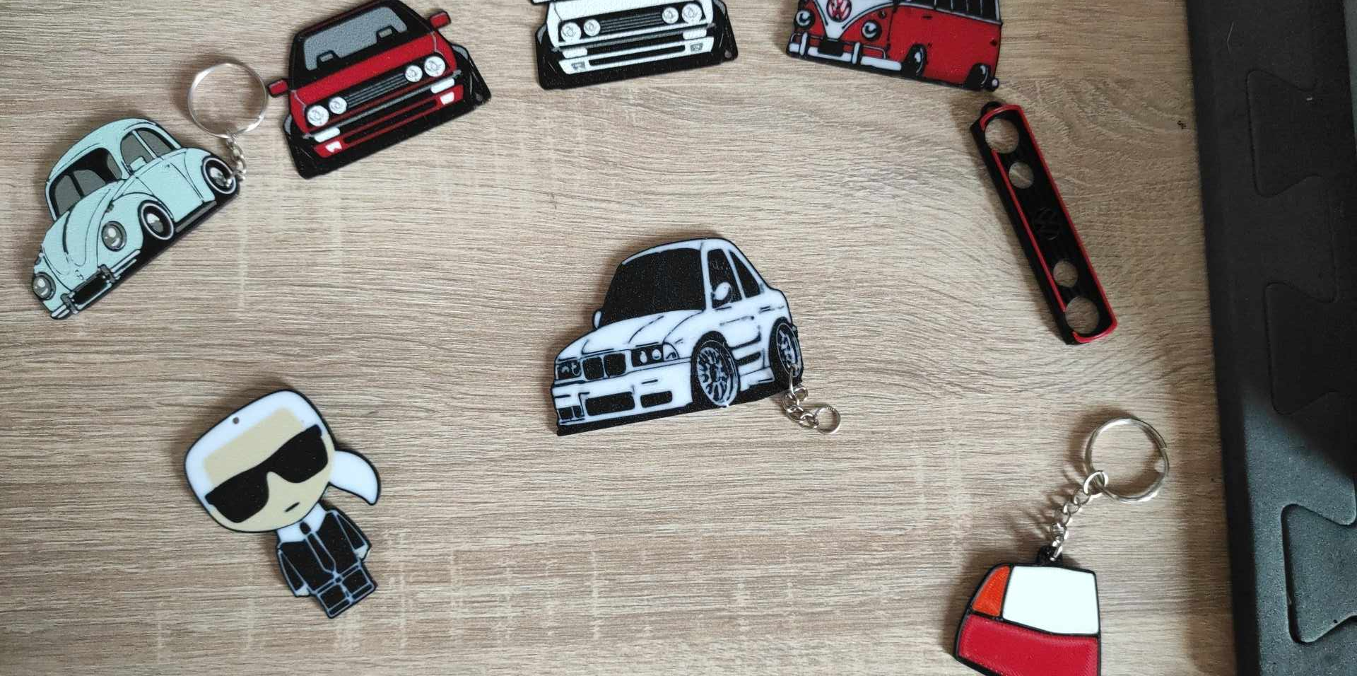 Tooned BMW E36 keychain