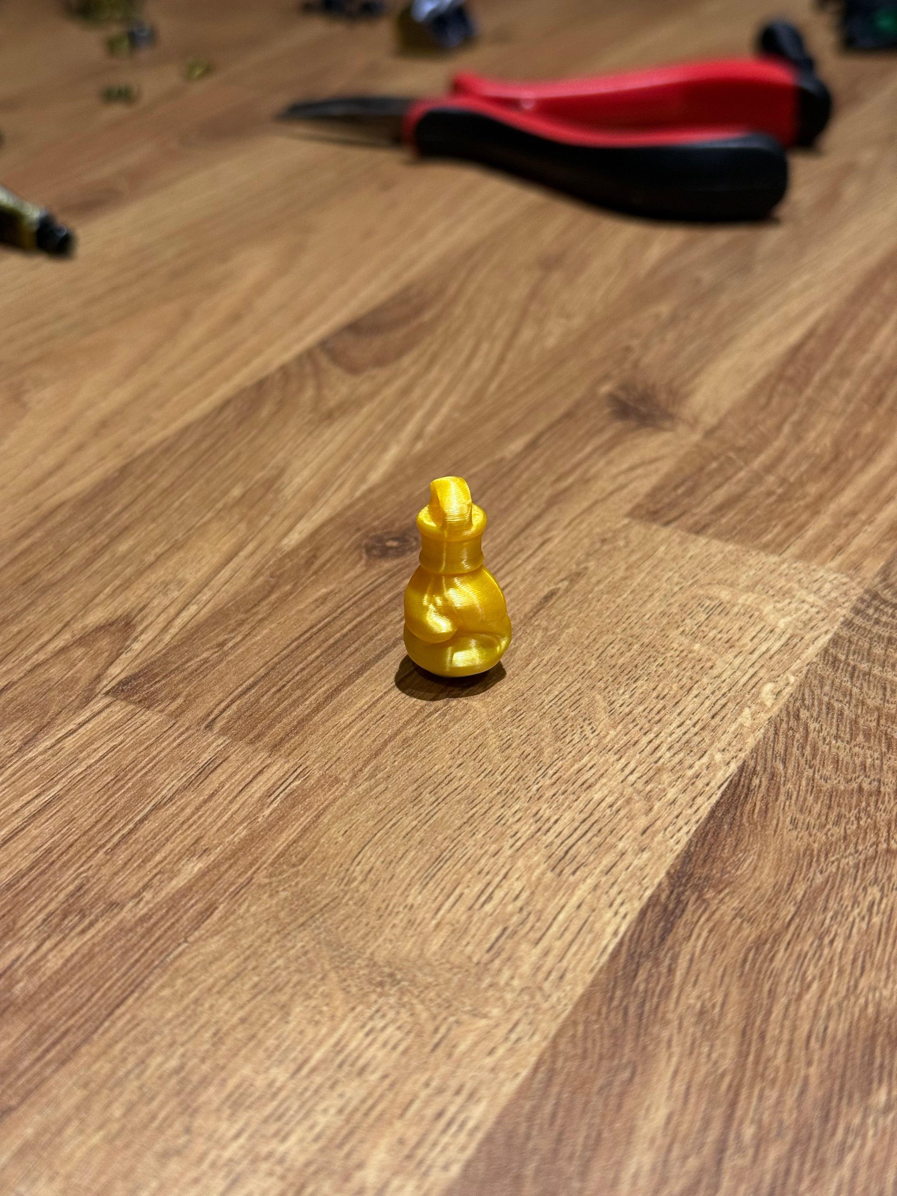 GTA6 - Lucia's Box Glove Pendant