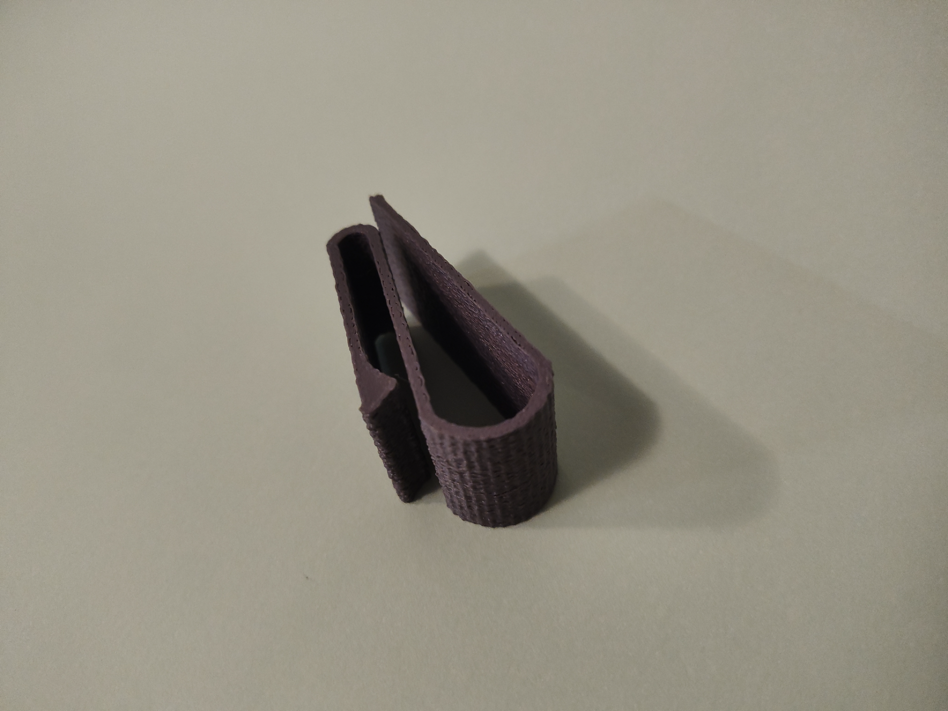 Fuzzy glasses clip