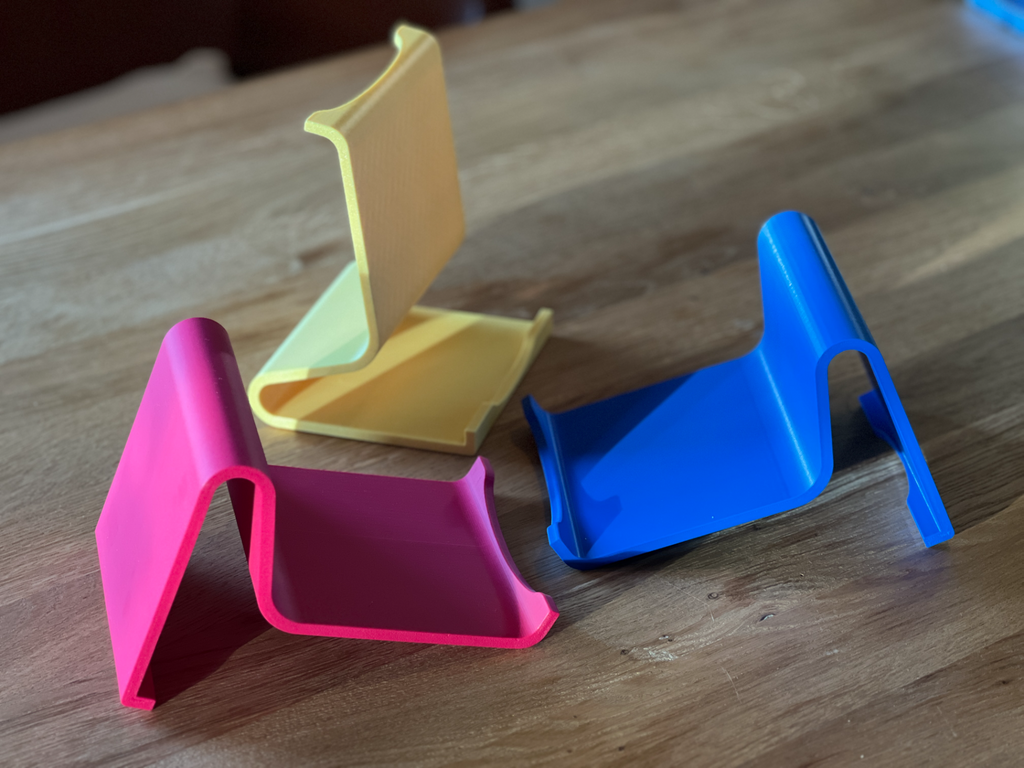 Stylish iPad/ Tablet Stand for many sizes