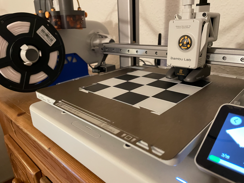 Minimal chess board