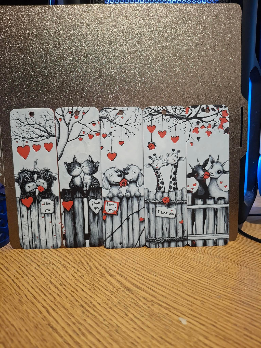 Set of 10 animals in love bookmarks