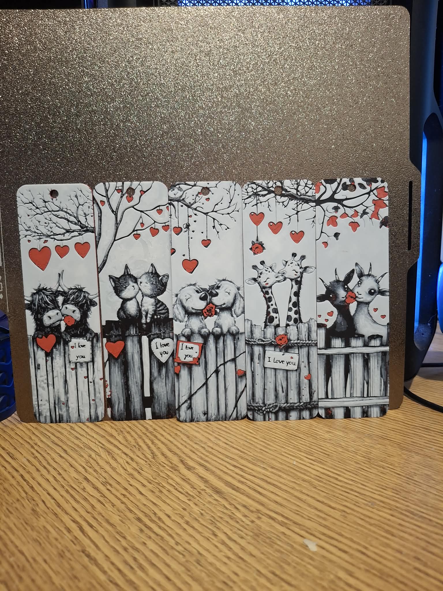 Set of 10 animals in love bookmarks