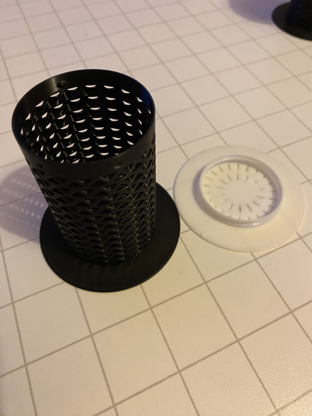AMS Universal Spool Center Desiccant Holder