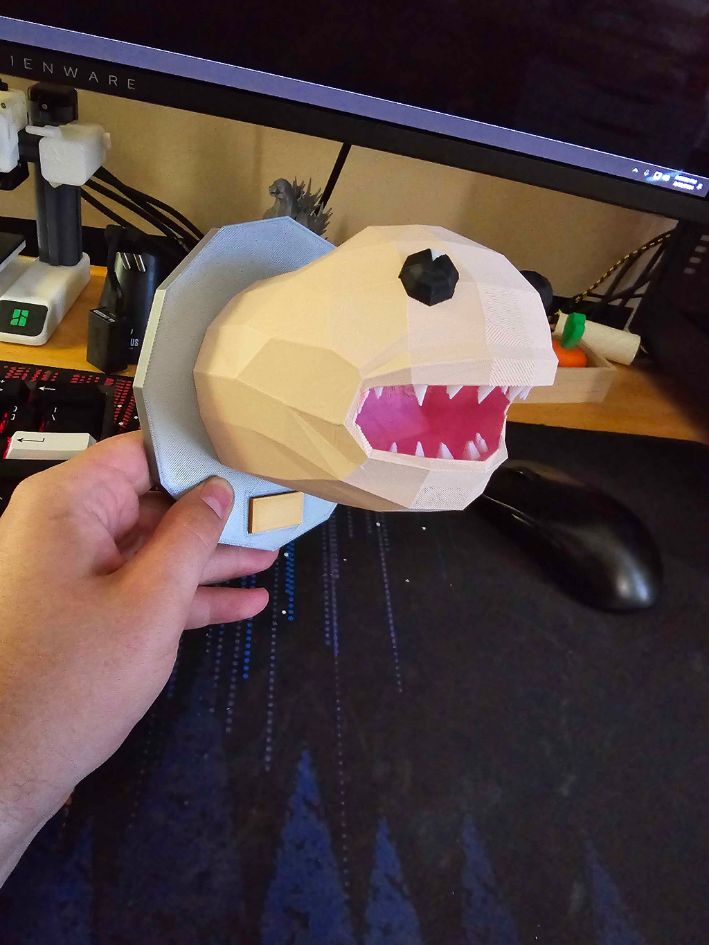 Low Poly Alaskan Bull Worm Head Mount