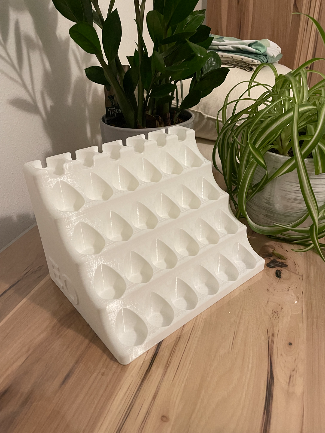 Essential Oil Shelve