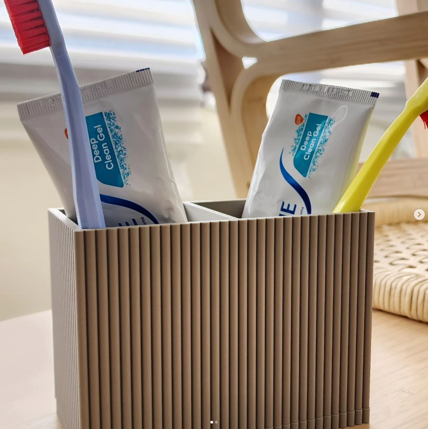 Toothbrush holder