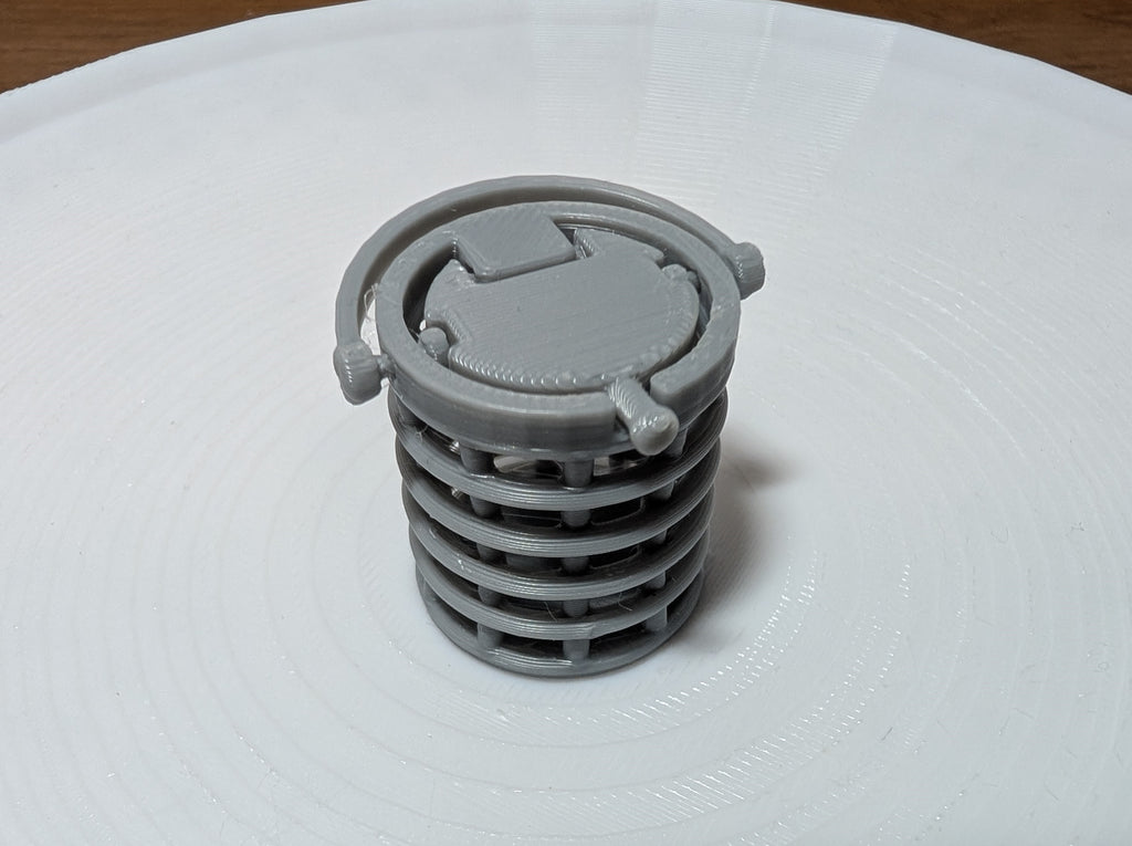 Basket with lid & Chair