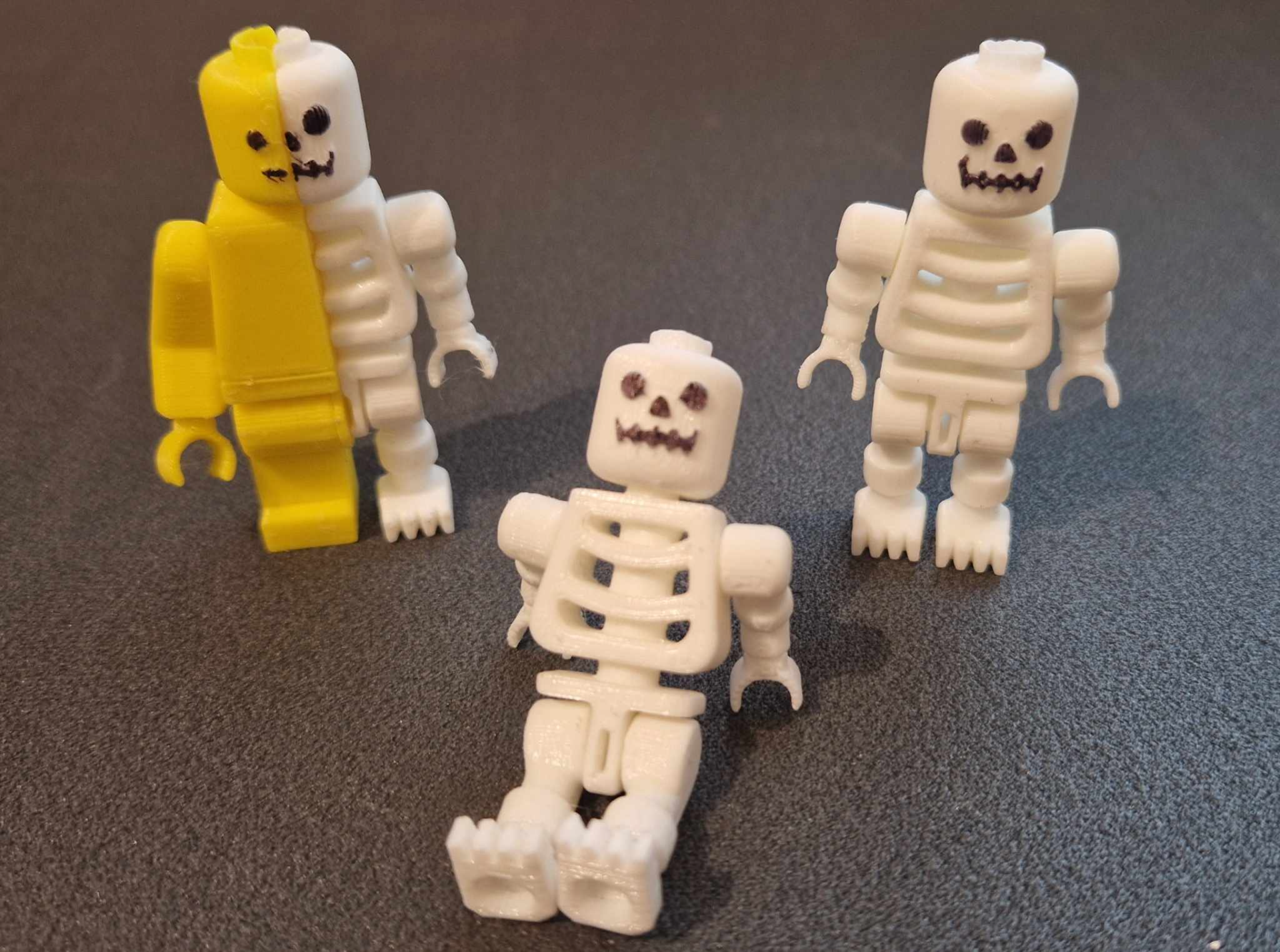 Brick Skeleton Figure - Print In Place