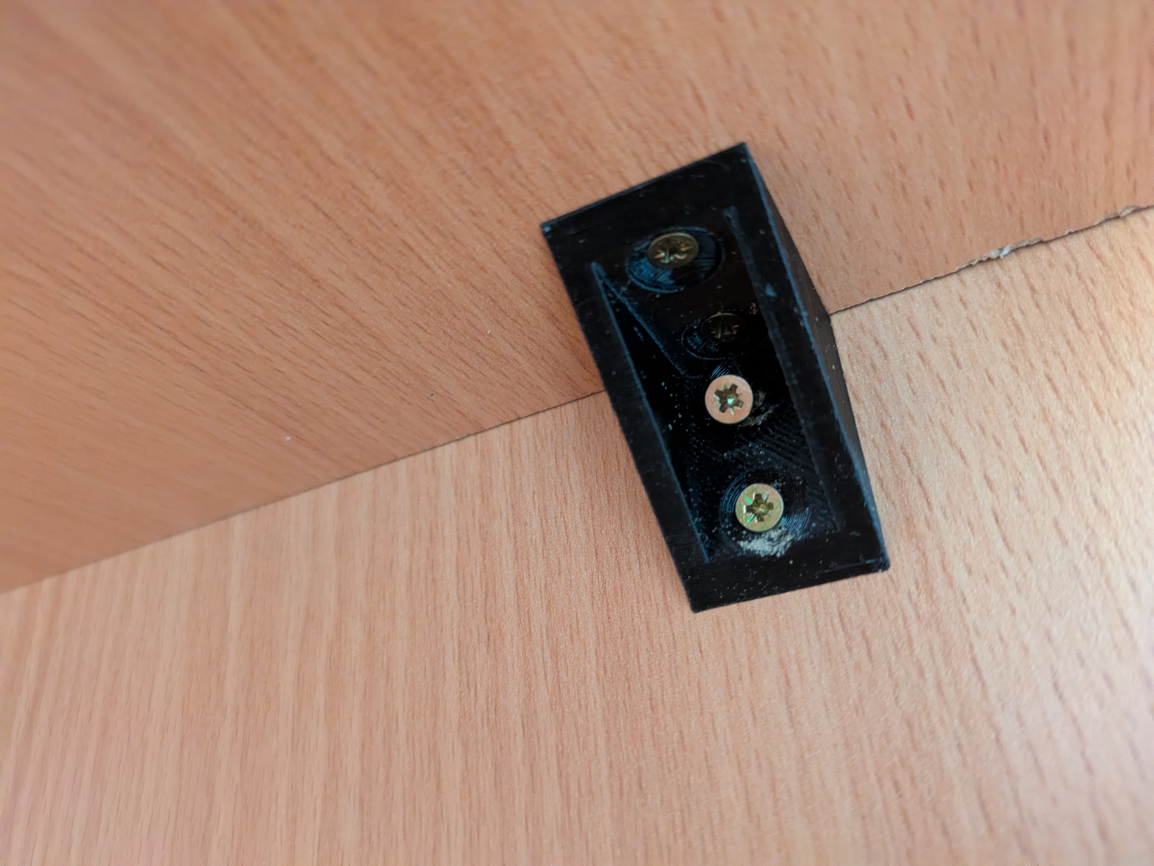 connecting corner bracket/spojovací roh konzola
