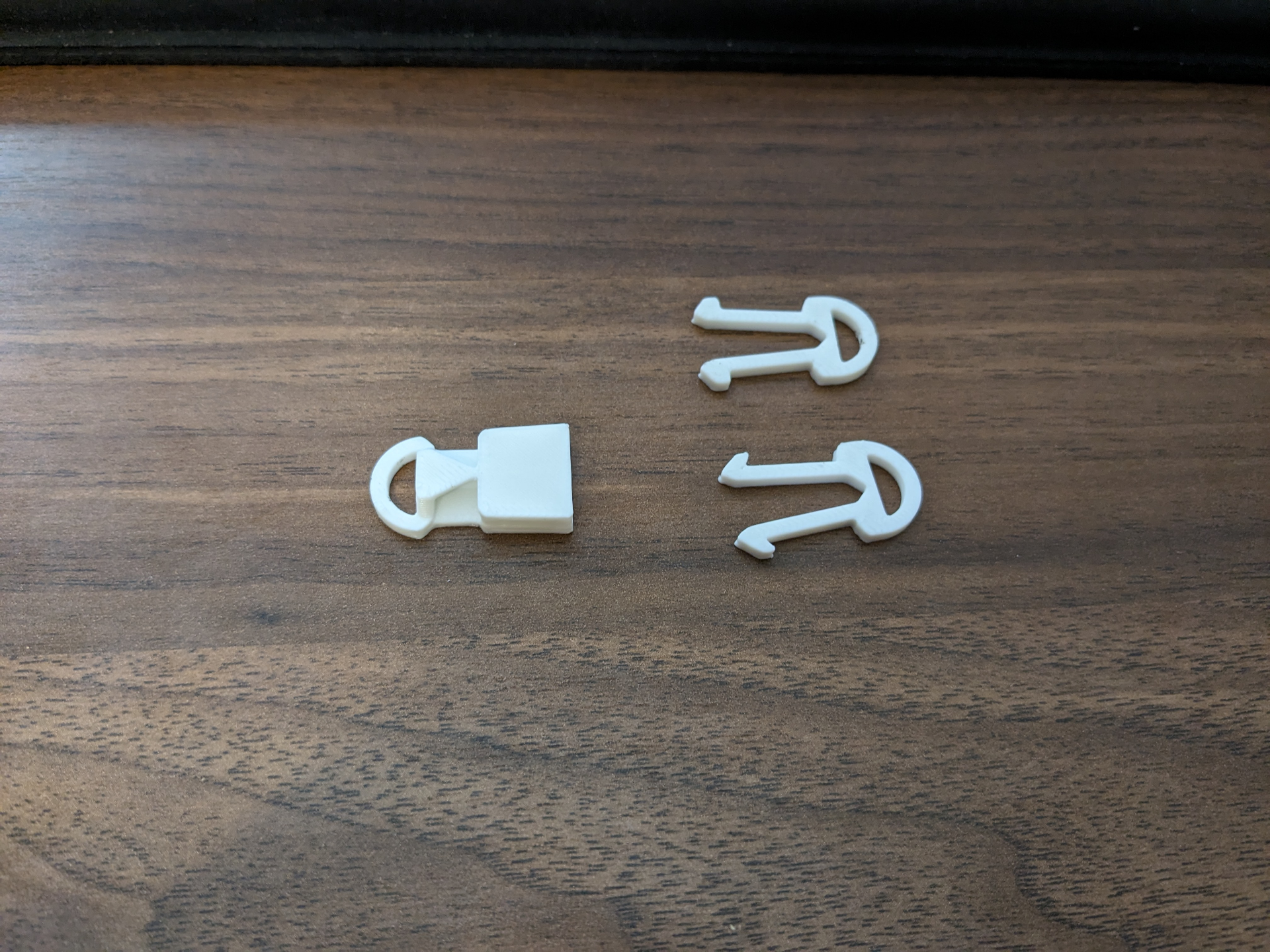 Secure Keychain Quick-Release Buckle