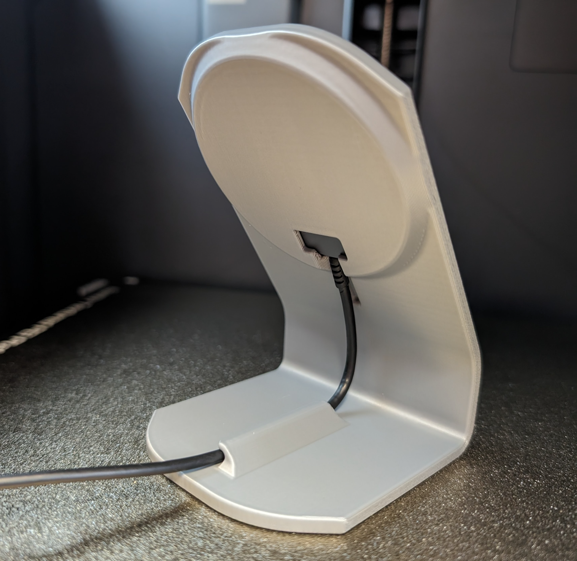MagSafe Charger Desk Phone Stand