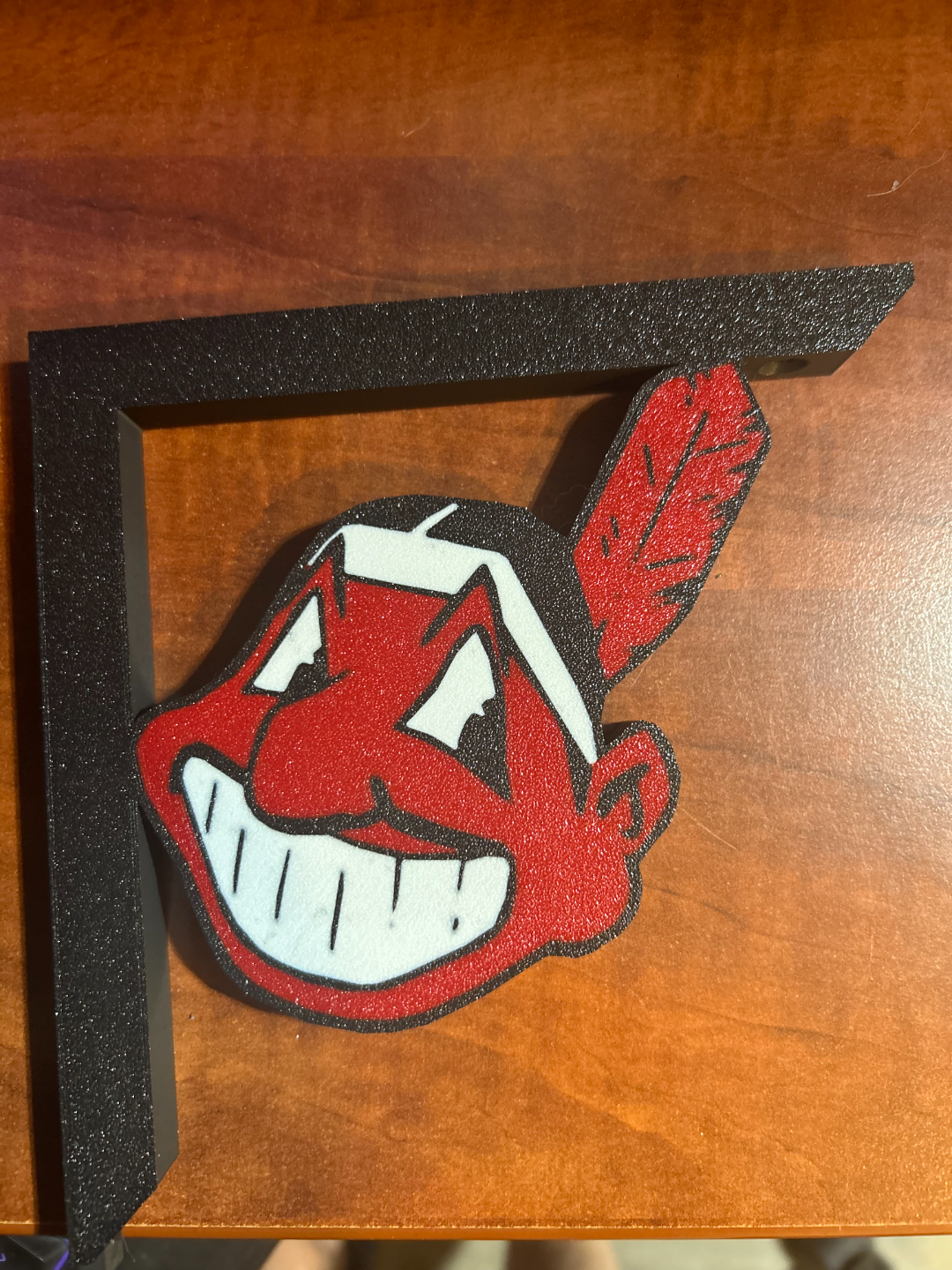Shelf bracket-wahoo left side