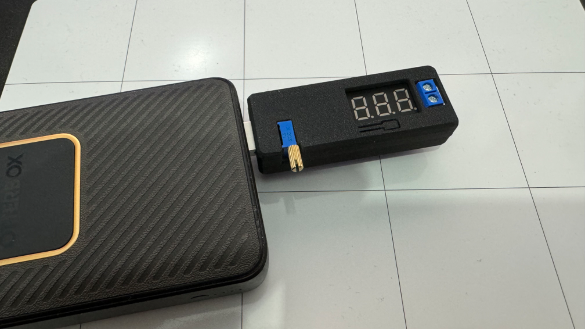 Case Arsmundi 5V USB Boost Buck Converter MicroUSB