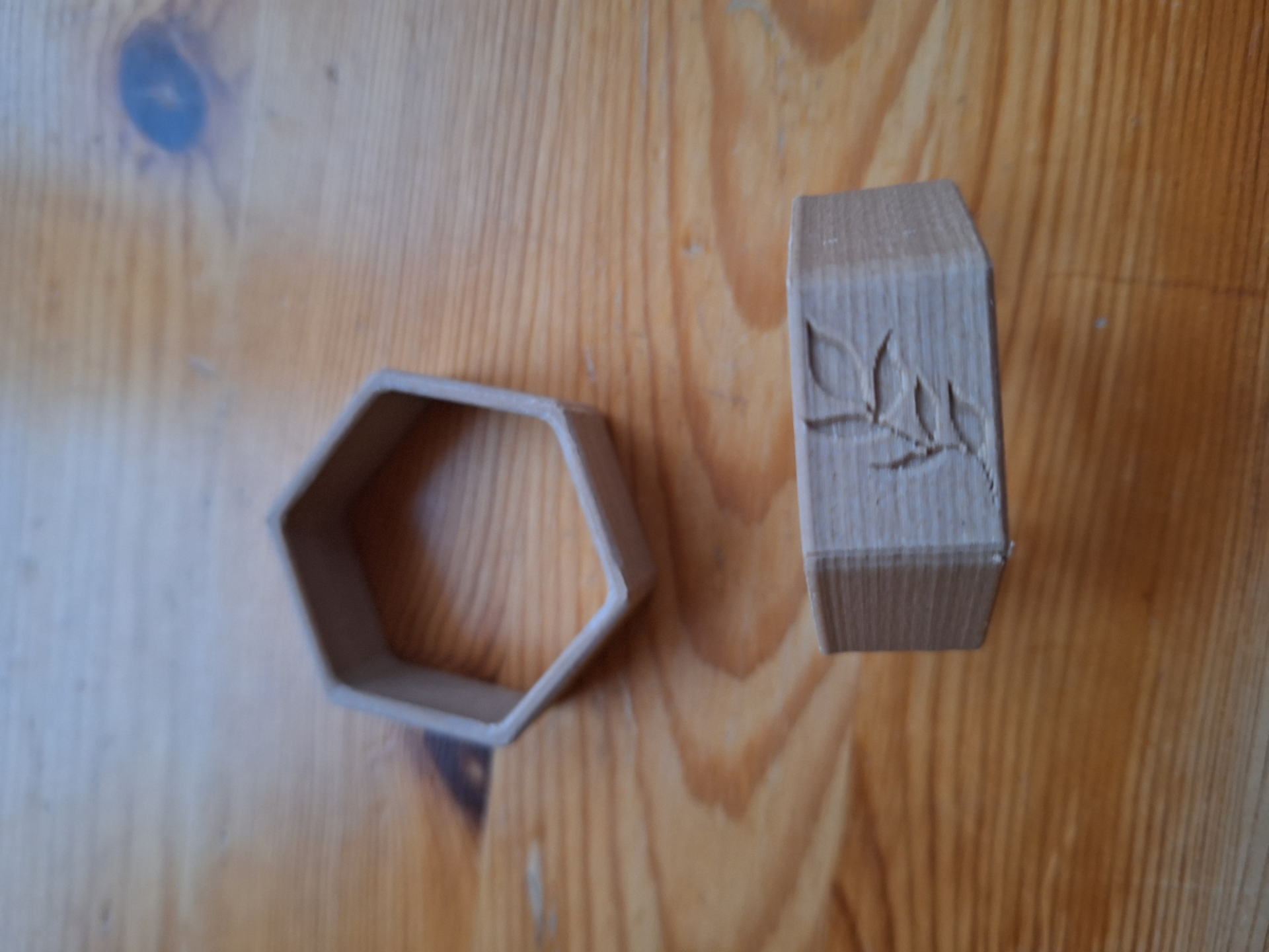 Napkin ring with engraving