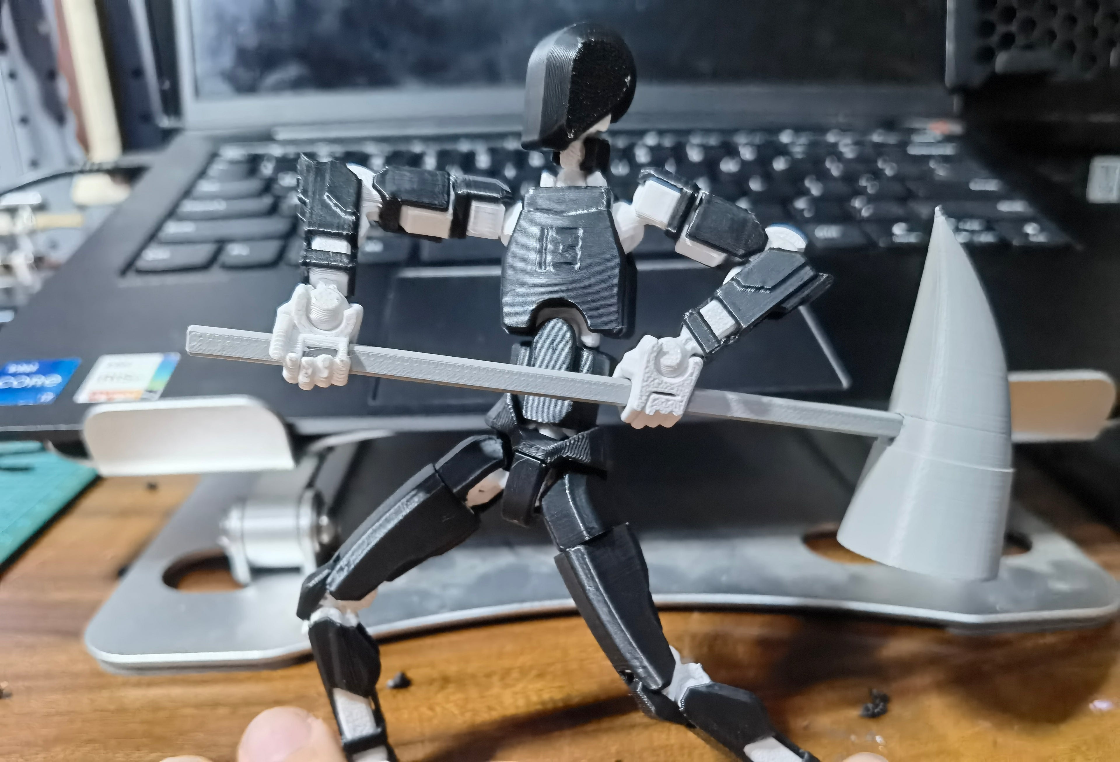 适用于dummy13的正义之锤