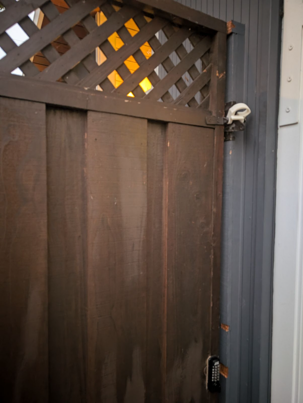 Gate latch handle