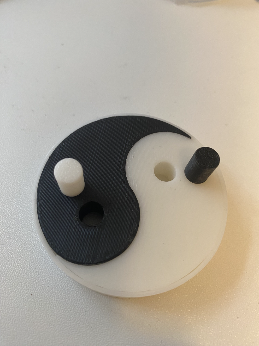 Yin and yang puzzle