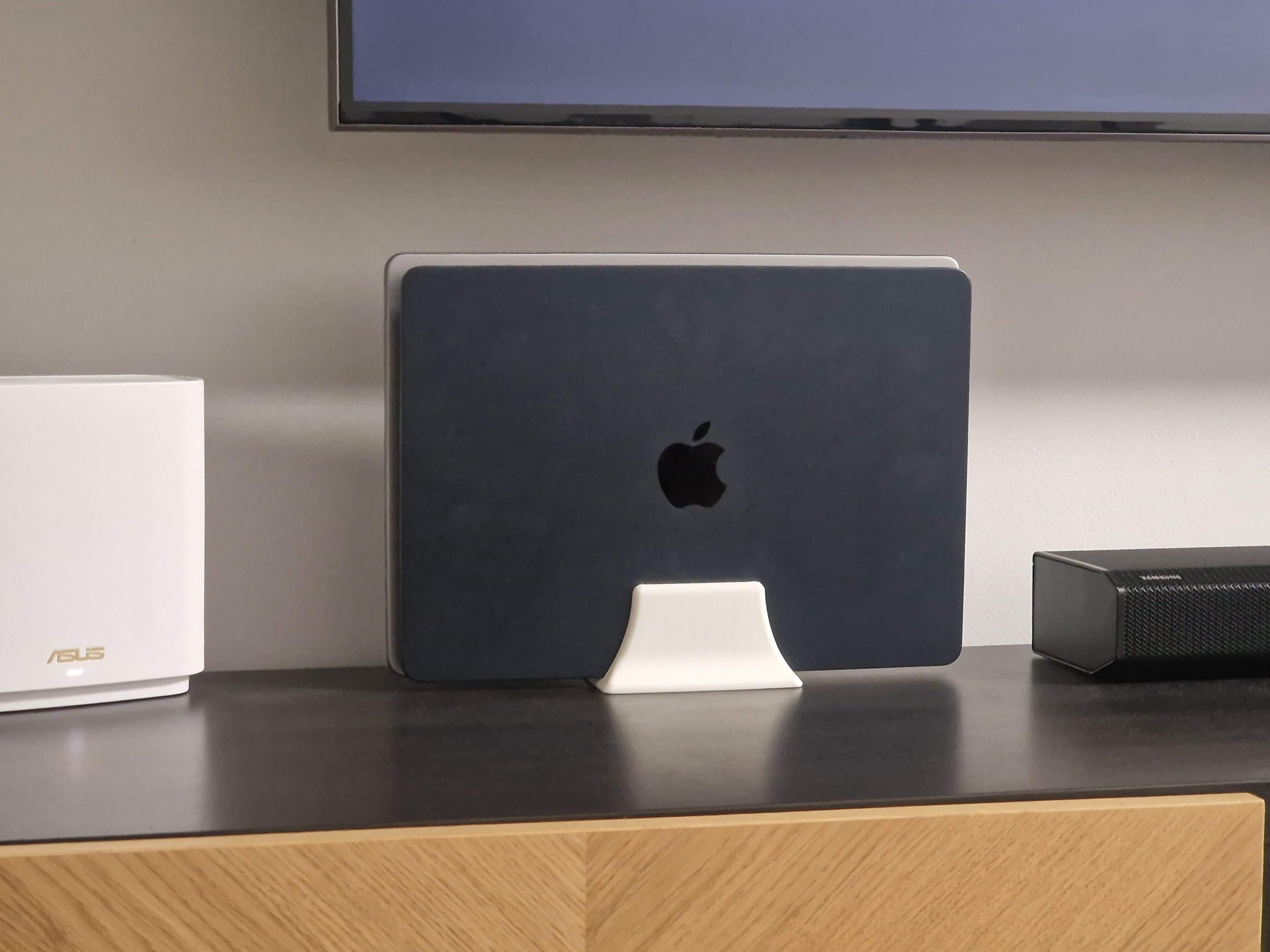 Easy Grab Vertical Laptop Stand PARAMETRIC