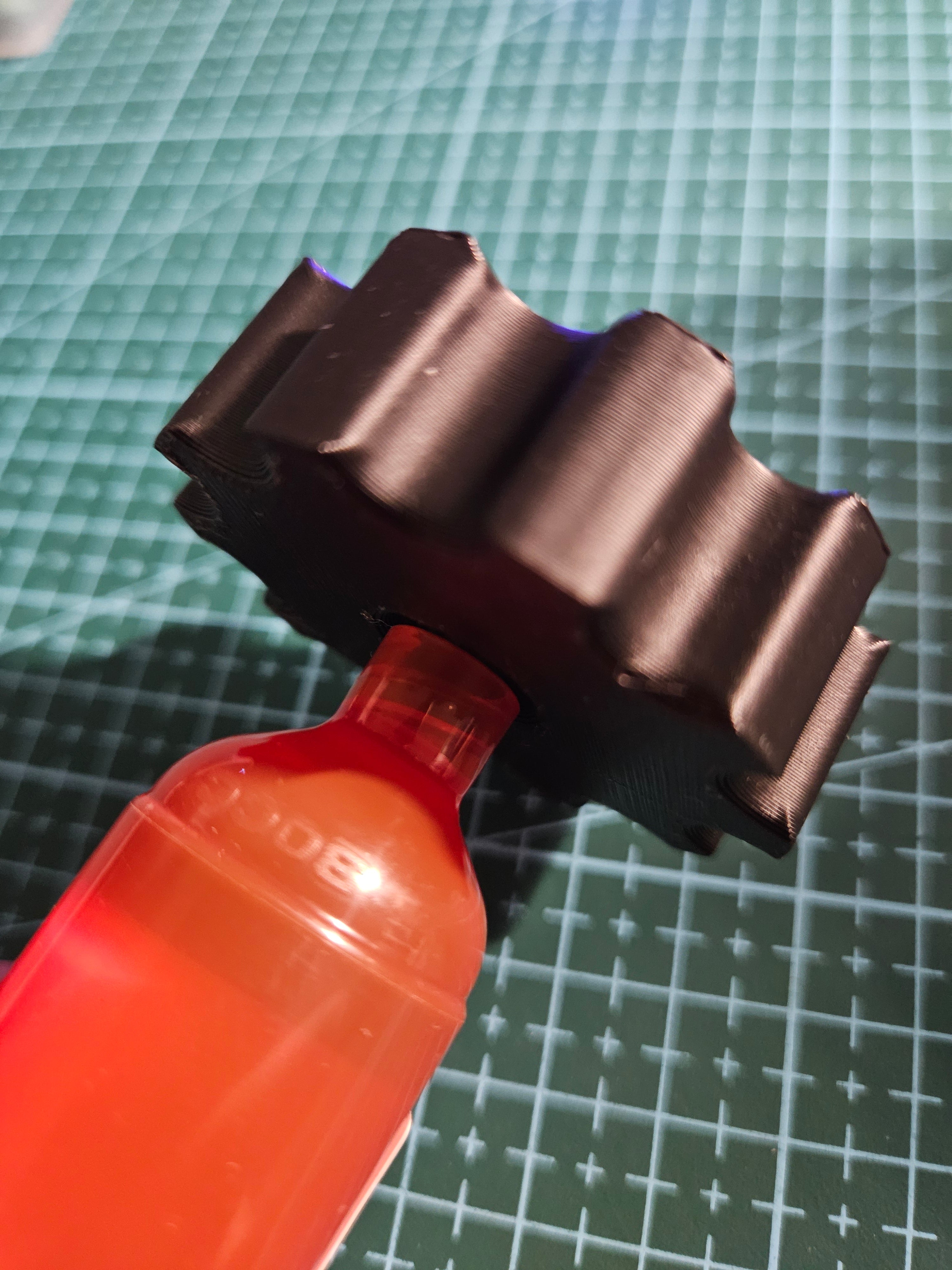 Luer Lock Tightening Wheel for Syringe Tips