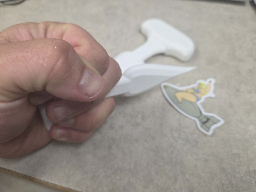 Ace's Stinger Push Dagger