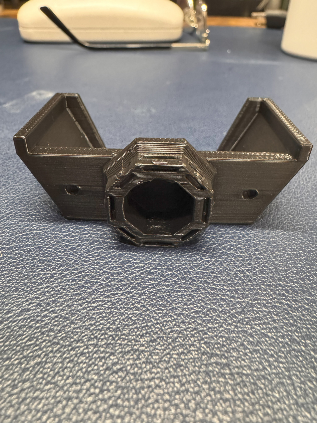 Skadis T-Nut mount for Klein Wire Cutter and Stri
