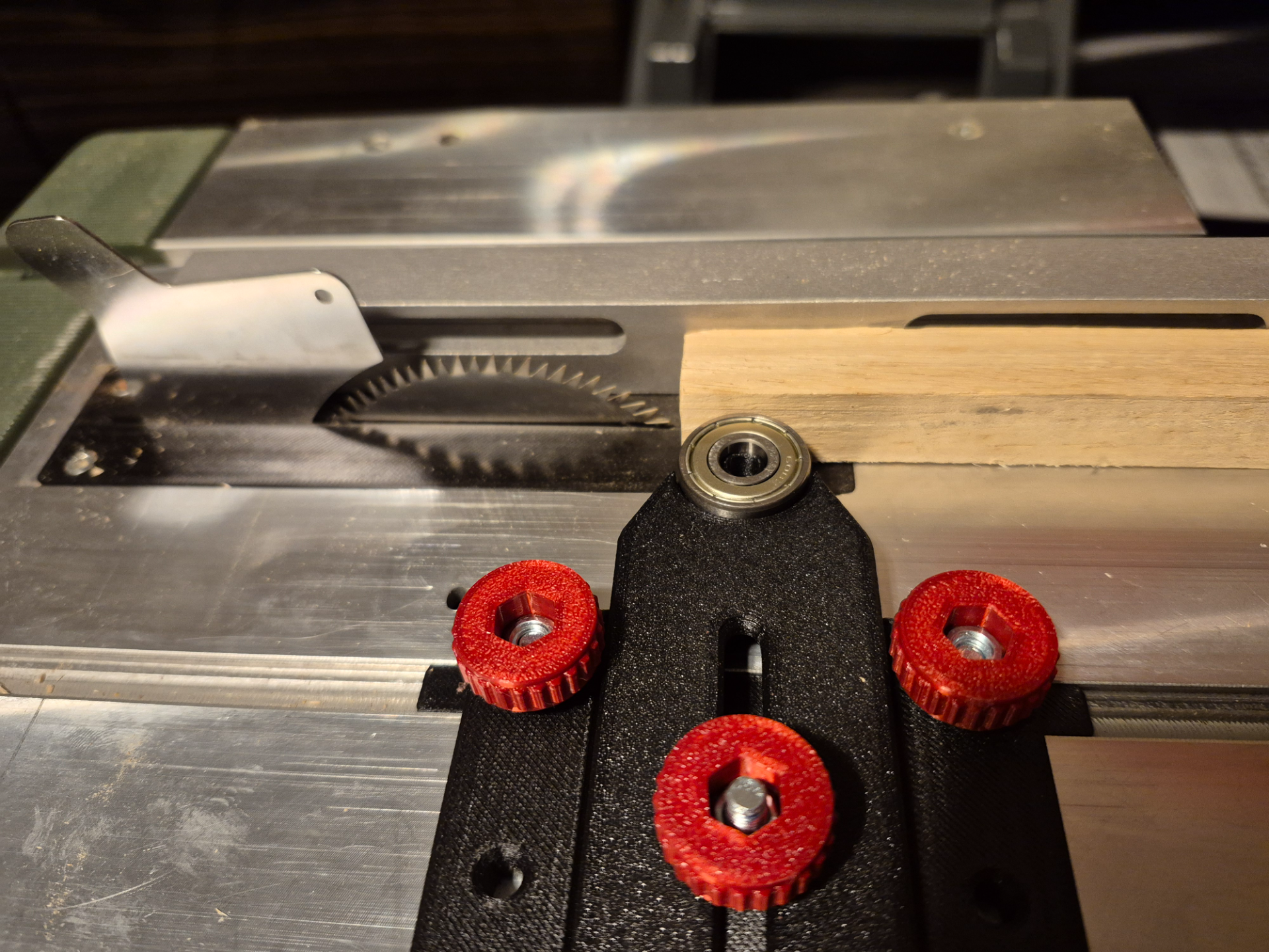 Parametric knobs for hex bolt, fusion 360 included