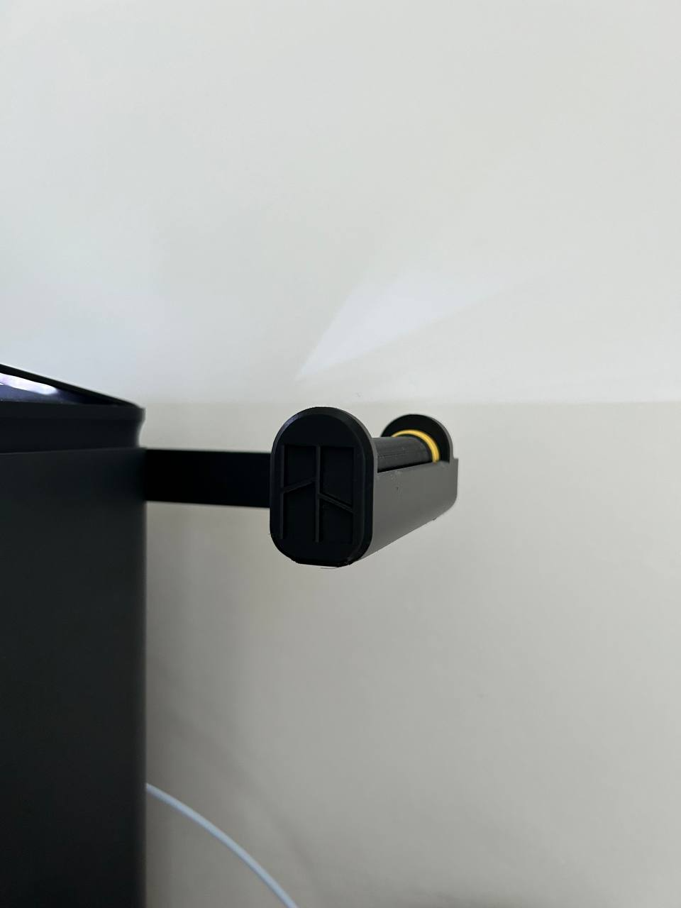 RIGHT SIDE Spool holder