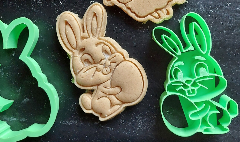 Cute bunny cookie cutter