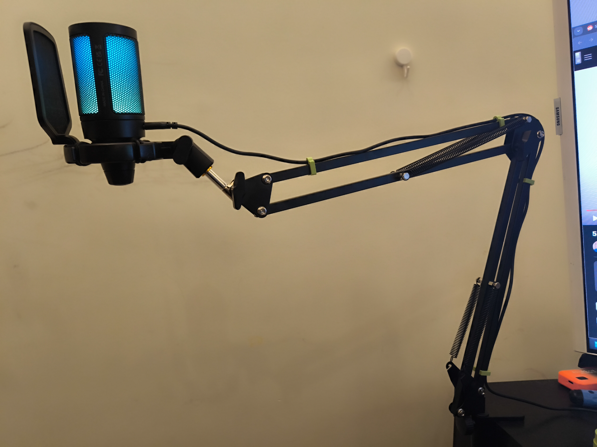 Clips for Fifine Microphone Stand
