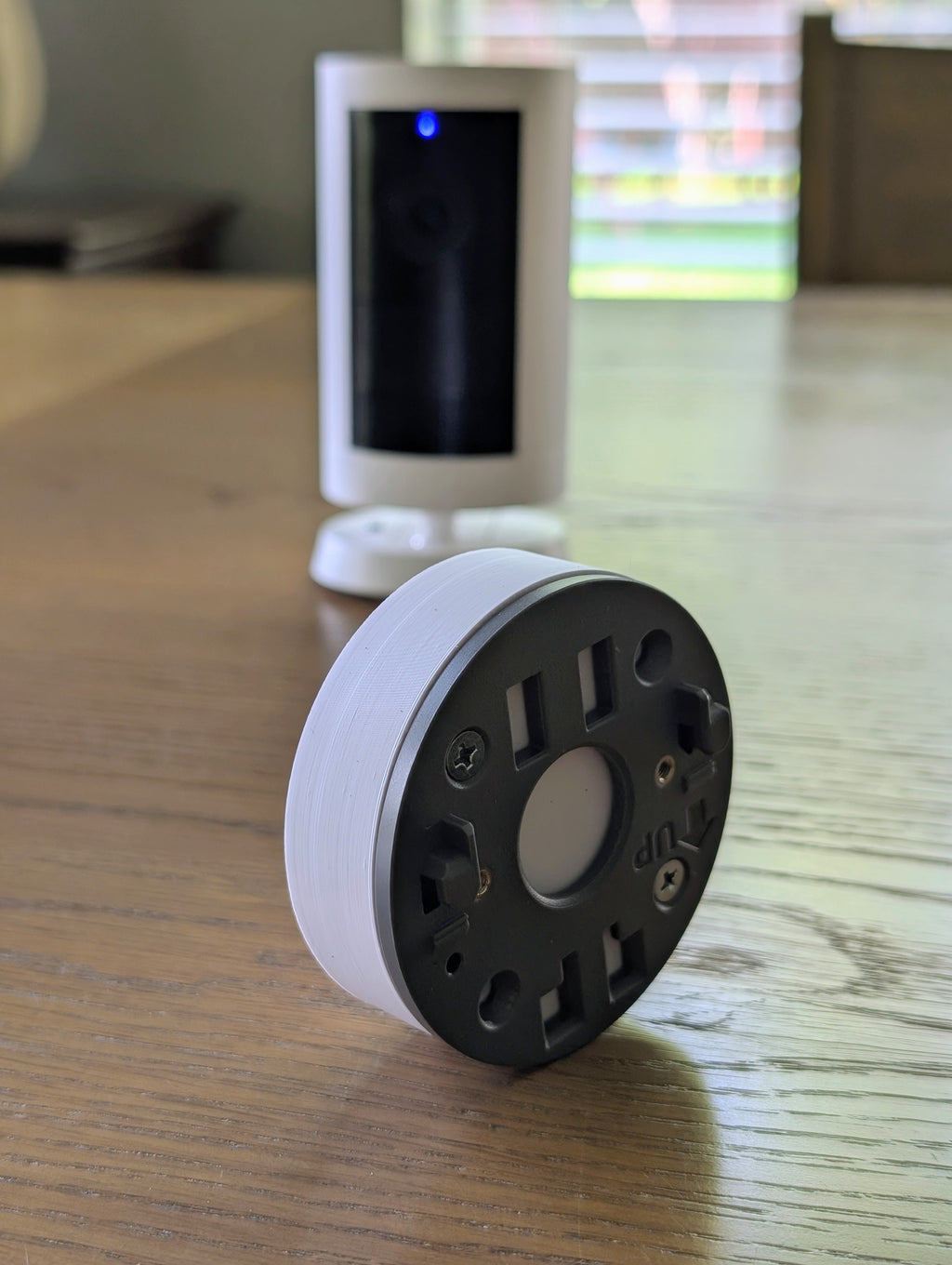 Ring Outdoor Cam Plus → 1/4"-20 Tripod Adapter