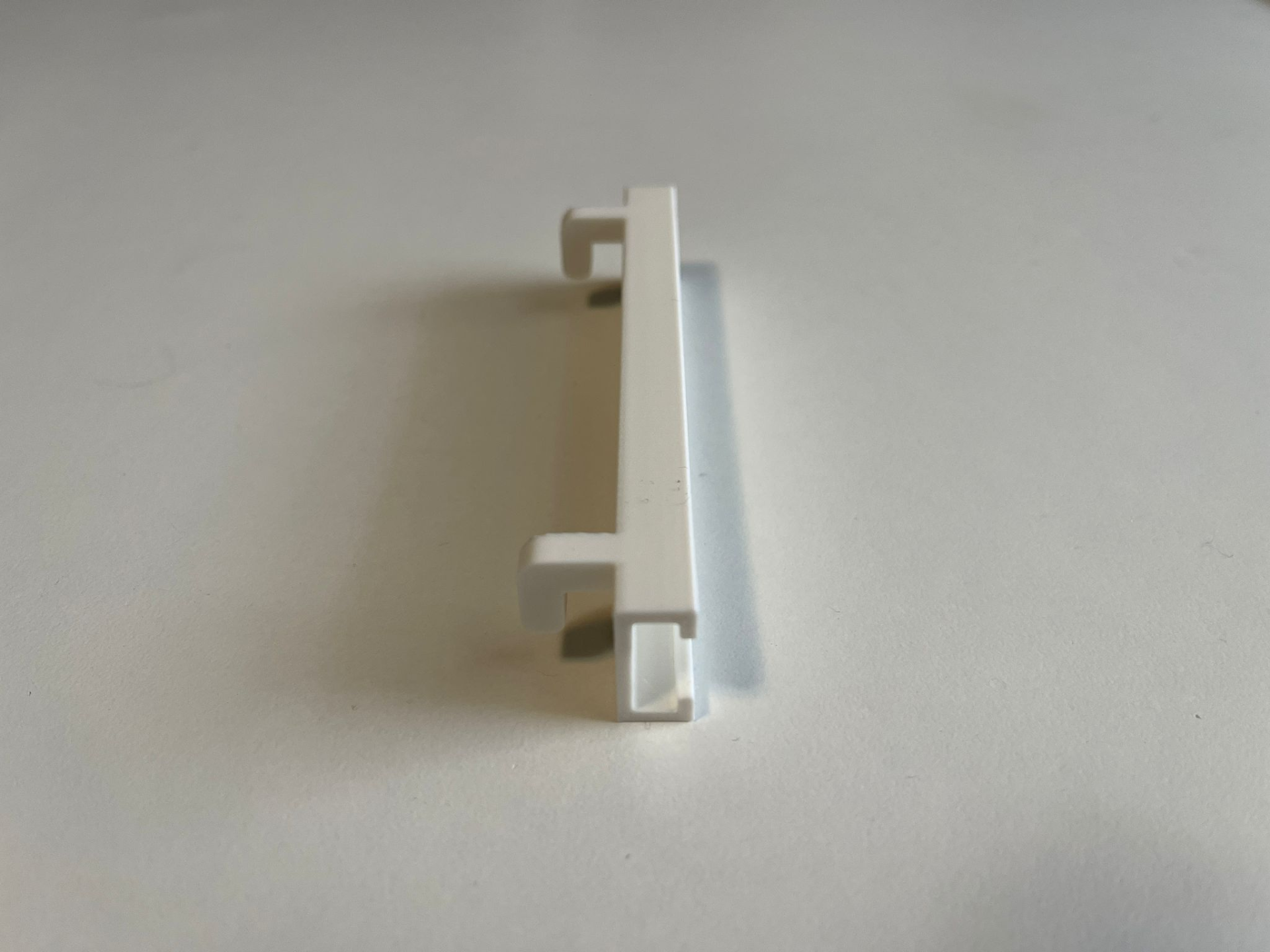 Philips Hue LightStrip Plus Mount for Ikea SKÅDIS